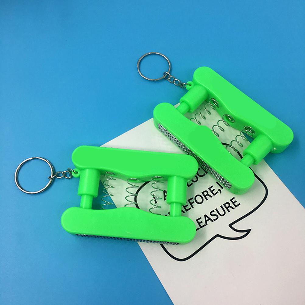 Zufällige Farbe Lustiger Elektroschock Handgriff Schlüsselanhänger Mini Sicherheit Aprilscherz Streich Trick Spielzeug