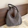 Corduroy bag women's large-capacity new autumn and winter versatile shoulder messenger bag commuter dumpling bag