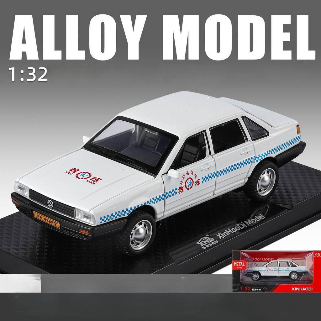 Simulation 1:32 Alloy Car Model Ornament Toy Wholesale One Piece Gift