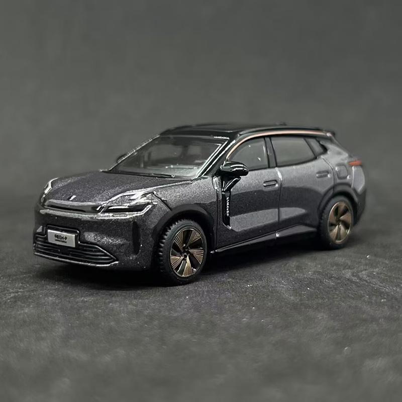 Bburago 1:64 LYNK&CO 08 EM-P SUV Alloy Car Model Diecast Metal Toy New Energy Vehicles Car Model Simulation Collection Kids Gift