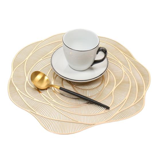 PVC Placemats Heat-Resistant Waterproof Oil-Proof Dining Table Mats Rose Design Decorative Mat for Home Kitchen Bar Restaurant