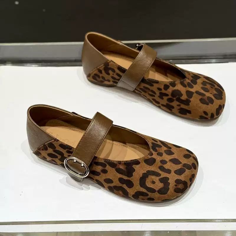 

Корейская версия замшевых туфель с круглым носком, женские 2025, новая осень, ретро леопардовый принт, модные Мэри Джейн, маленькие кожаные туфли 40 леопардовый