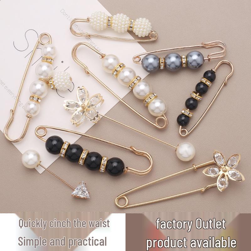 

Pearl Brooch Pin for Waist Adjustment and Anti-Exposure with High-End Corsage Design
