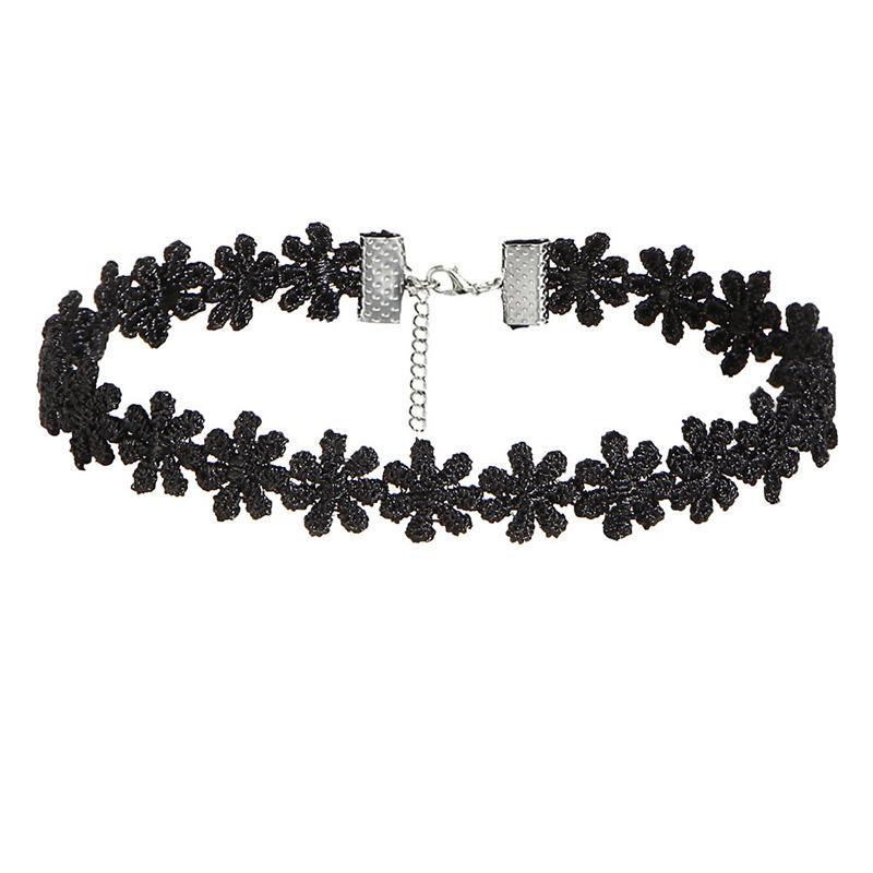 Goth Black Velvet Choker Necklaces Gothic Style Rope Women Neck Decoration Chocker Jewelry On Girl Neck Accessories