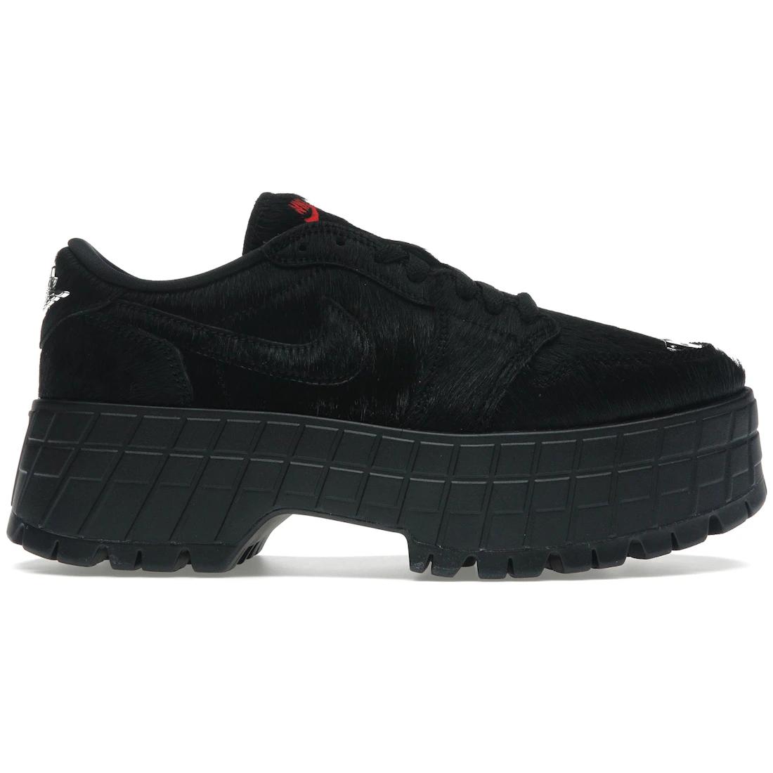 

Sneaker Jordan 1 Low Brooklyn Black Gym Red (Women s)(IB7210-006) 35.5