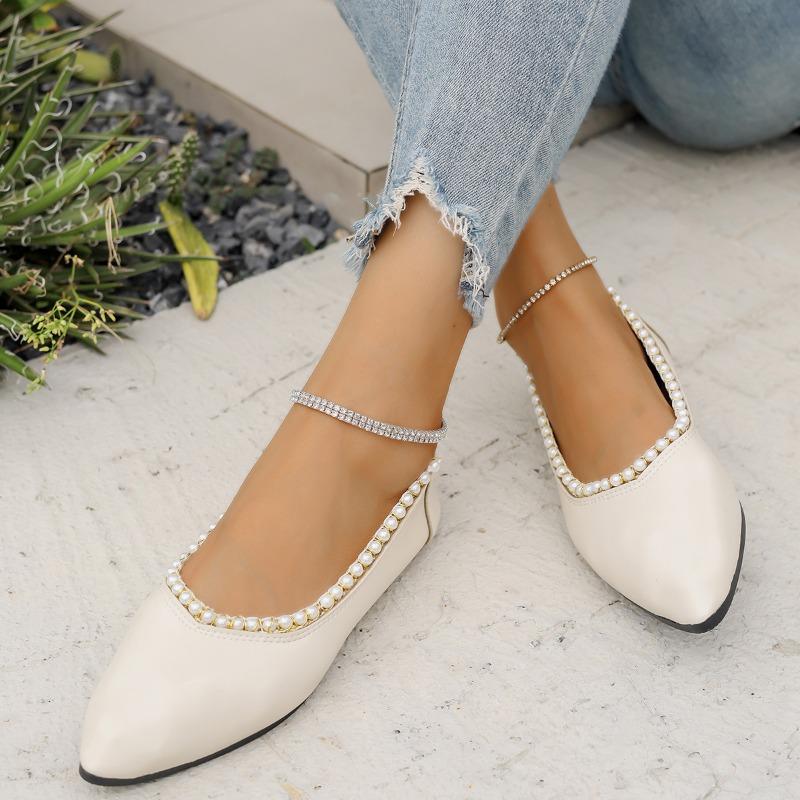 

Large size pointed head shallow mouth single shoes women s spring and autumn new pearl versatile one-pedal shallow mouth Doudou shoes 36