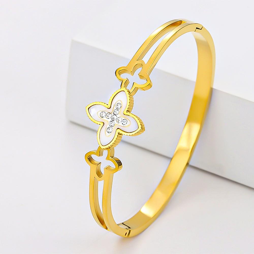 Fashionable Four-Leaf Clover Titanium Steel Women's Open Bracelet - Colorfast & Versatile Design