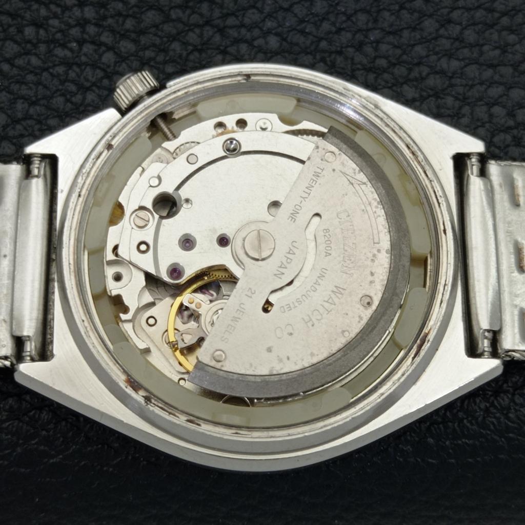 JAPAN VINTAGE CITIZEN AUTOMATIC 8200 MENS GREEN COLOR DIAL WATCH a500222-2 R151b-a500222