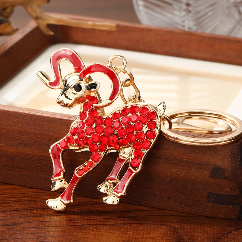 Animal Design Goat Sheep Rhinestone Keychain Shiny Crystal Alloy Key Ring Lovely Bag Pendant for Car Key Schoolbag Decor