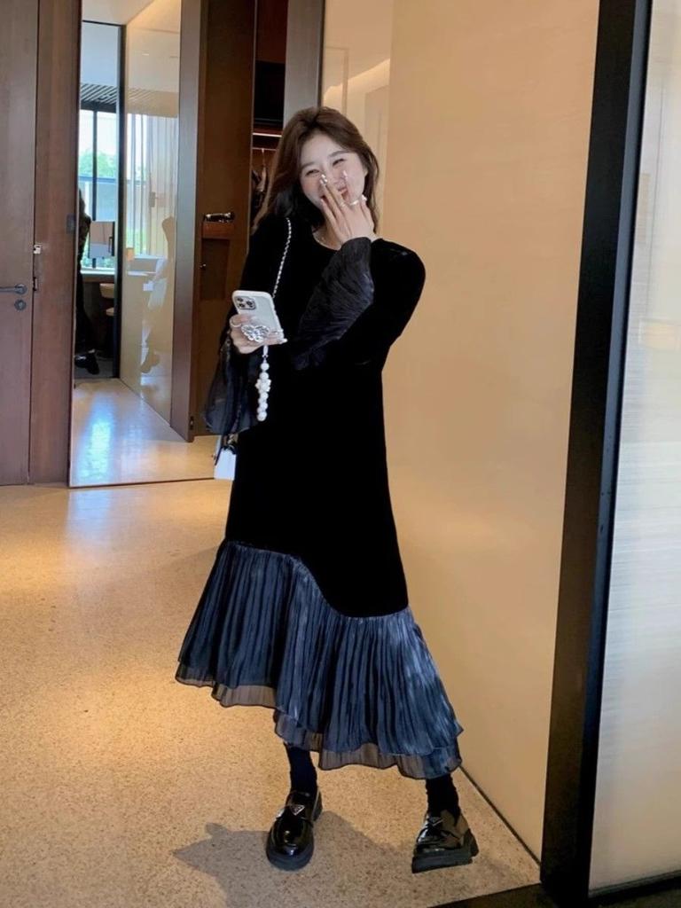 Golden Velvet Dress Women Autumn New Style Round Neck Fitted Waist Slimming Patchwork Mesh Long Sleeve Fishtail Dress