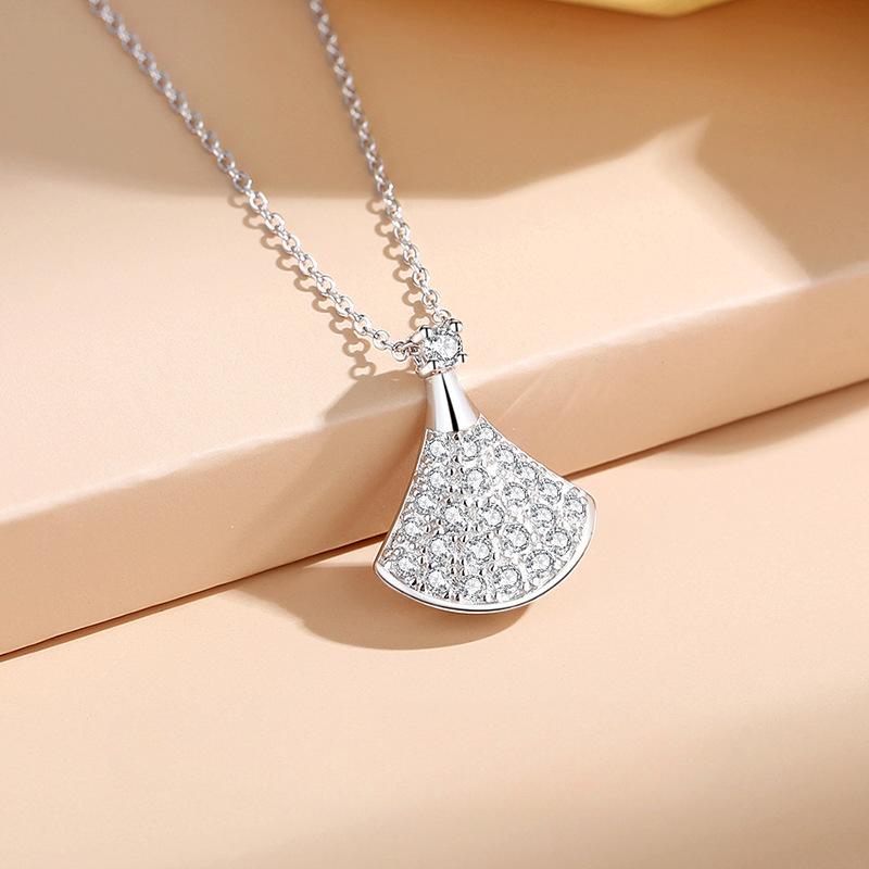 Fan-Shaped Small Skirt Necklace S925 Sterling Silver Clavicle Chain Light Luxury Temperament High-Grade Pendant