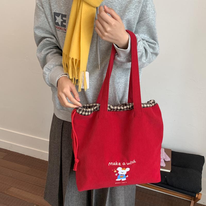 New fashion Korean version of college style cute shoulder bag large capacity simple and versatile corduroy handbag