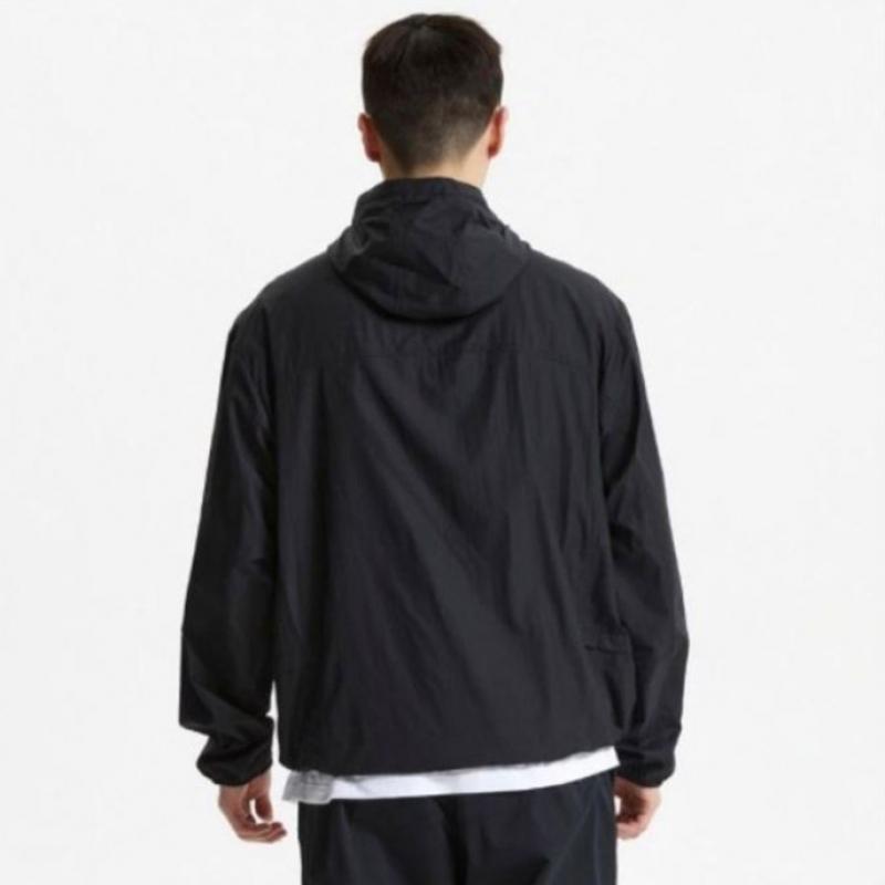 New Balance Uni Lightweight Windbreaker Nbnagco203 19