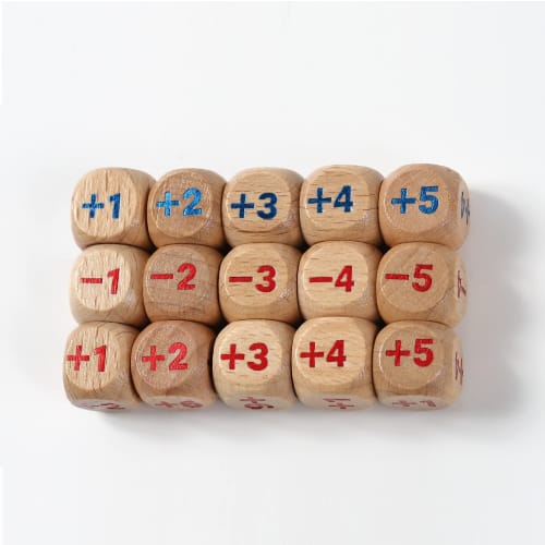TOYGER Shadowverse EVOLVE Wooden Counter Dice, 15-Piece Set