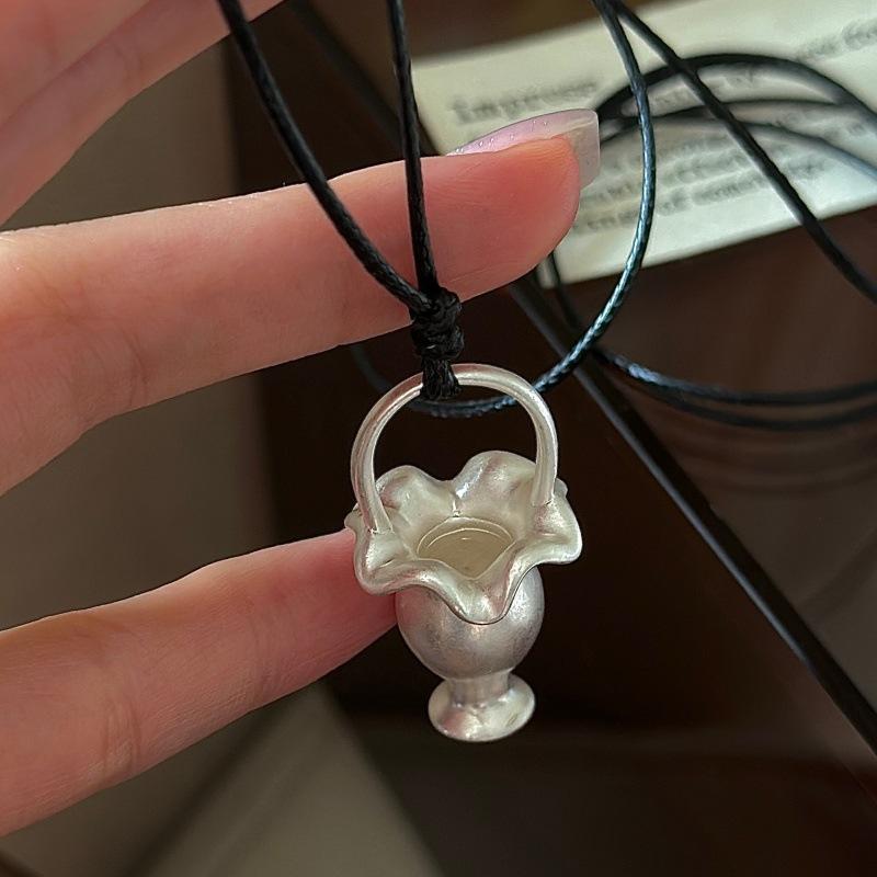 S925 Sterling Silver Niche Design Sense Retro Vase Simple Necklace Korean Style Fashionable Sweater Chain
