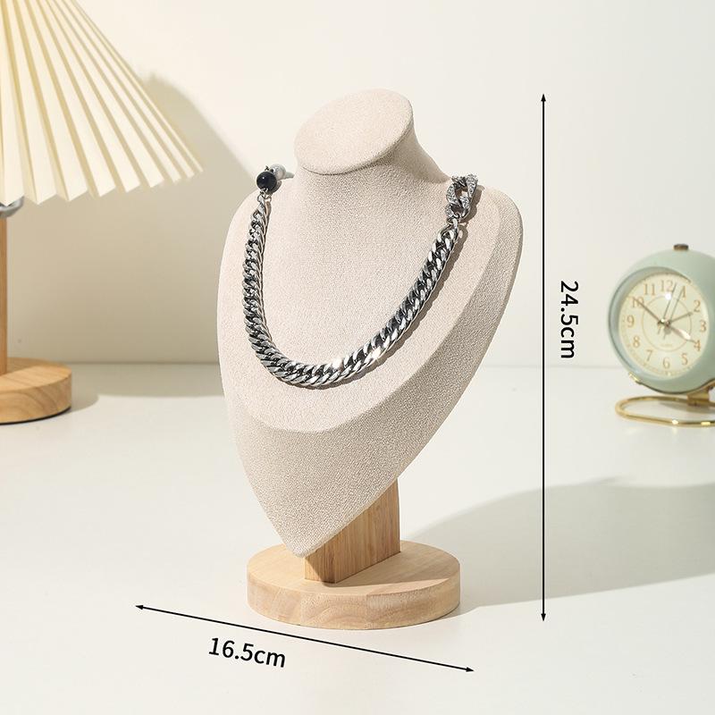 

Высококлассная подставка для демонстрации колье с портретной моделью шеи