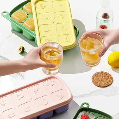 Silikon Eiswürfelform BPA-frei Flexible Eiswürfelschale Leichtes Entformen Stapelbarer Eiswürfelbereiter für Cocktail Kaffeegetränke