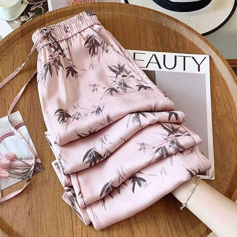 

2026 Women s Summer Floral Wide-Leg Pants - Lightweight Sun Protection, Chinese Style Yamamoto Design, Straight-Leg Acetate. M (80-100 jin)