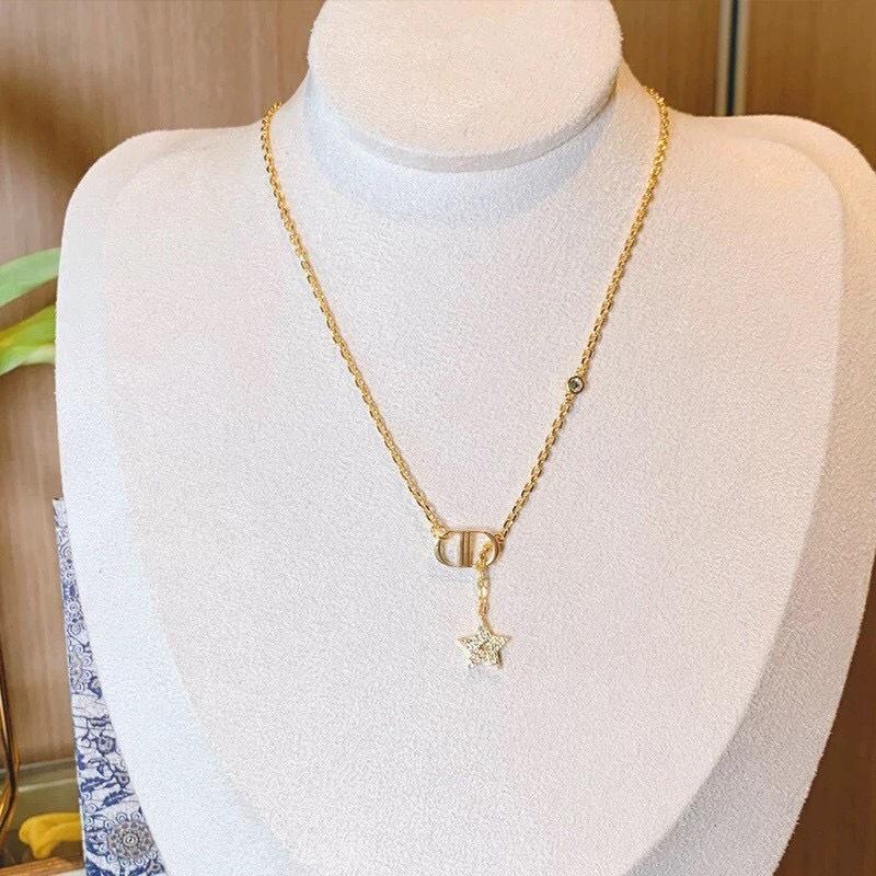 

Элегантный двухслойный CD-браслет T-Family для женщин: Модный, Универсальный, Легкая роскошь с ощущением высокого класса