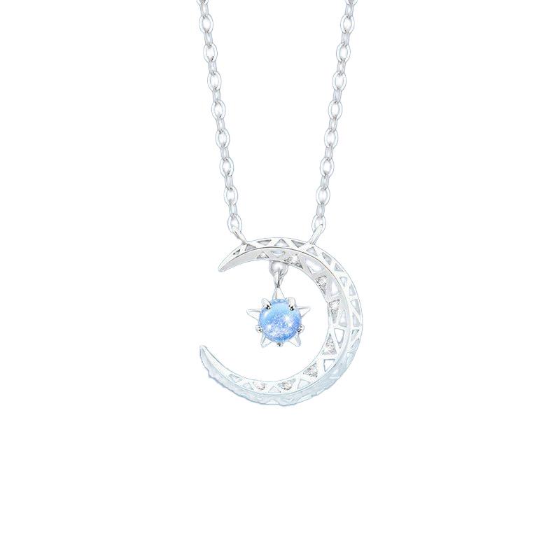 Dream Fall Star Moon Necklace: Light Luxury Galaxy Pendant 2025 - New Women's Fashion, Simple Dream Chasing Galaxy Design.