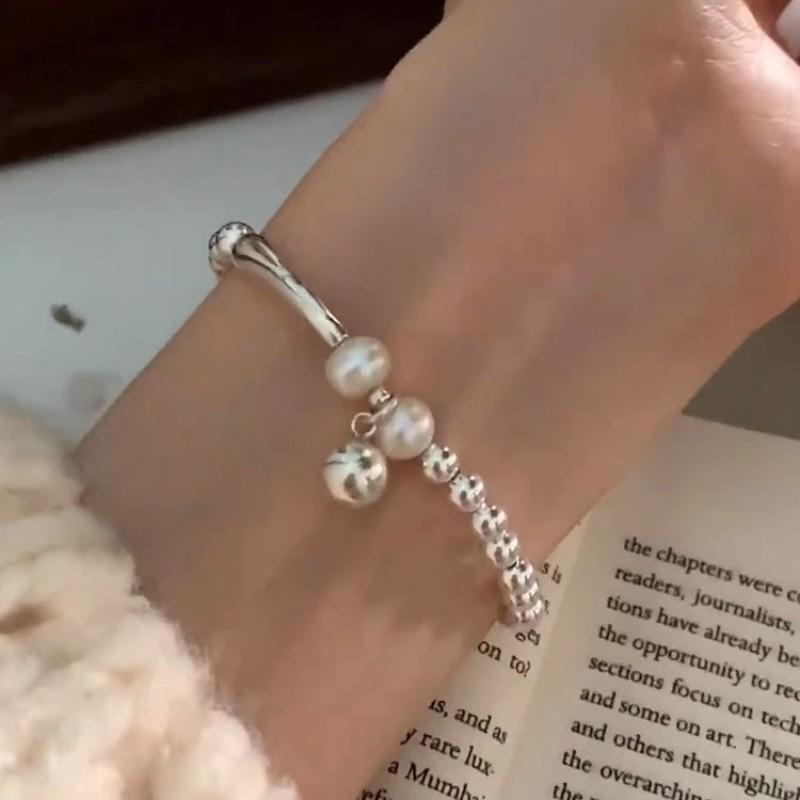 Korean Freshwater Pearl & Sterling Silver Bracelet for Women – High-Gloss, Versatile, and Elegant Hand Jewelry