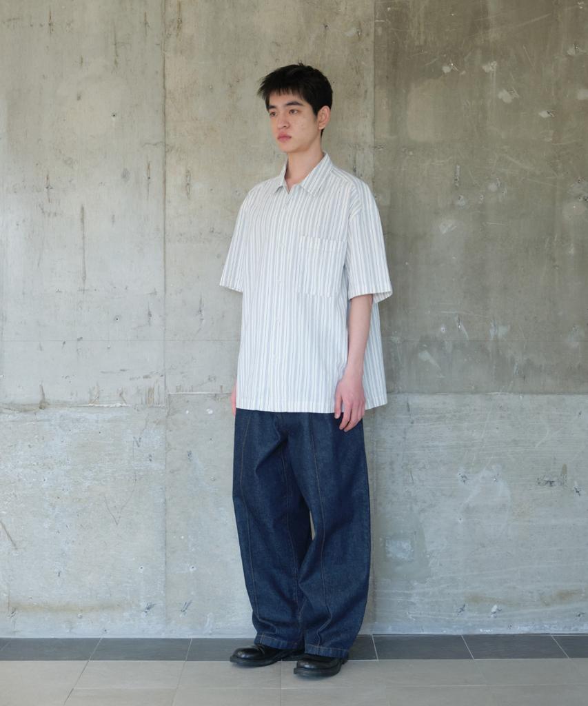 Holliseon Joshua Chambray Stripe Shirt Ecru