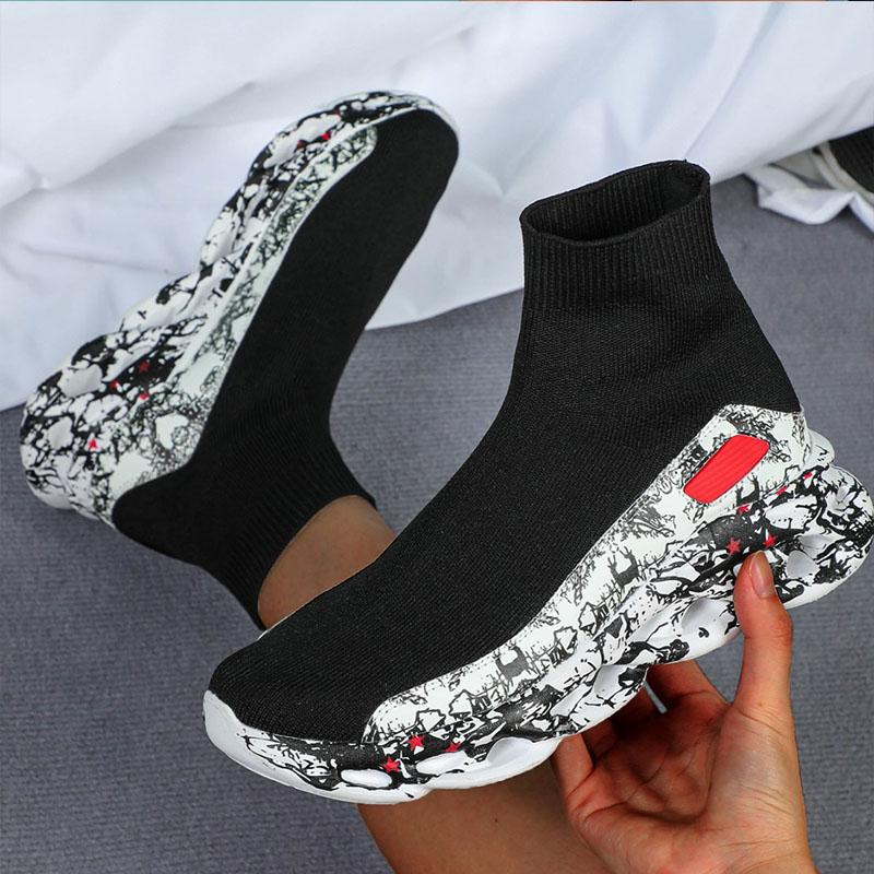 Chaussures Décontractées Slip-on Unisexe Baskets pour Femmes Tissus Tricotés Stretch Chaussettes Chaussures Mode Ajouré Coussin Semelle Épaisse Chaussures de Marche