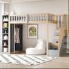 Letto a soppalco multifunzionale 90x200cm con mensole, armadio contenitore e grande armadio, scaletta di sicurezza con vani portaoggetti, colore grigio + legno naturale