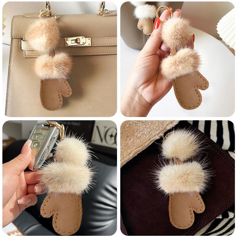 Guanti in Pelliccia di Visone Portachiavi Borsa Tote & a Tracolla Ciondolo di Peluche