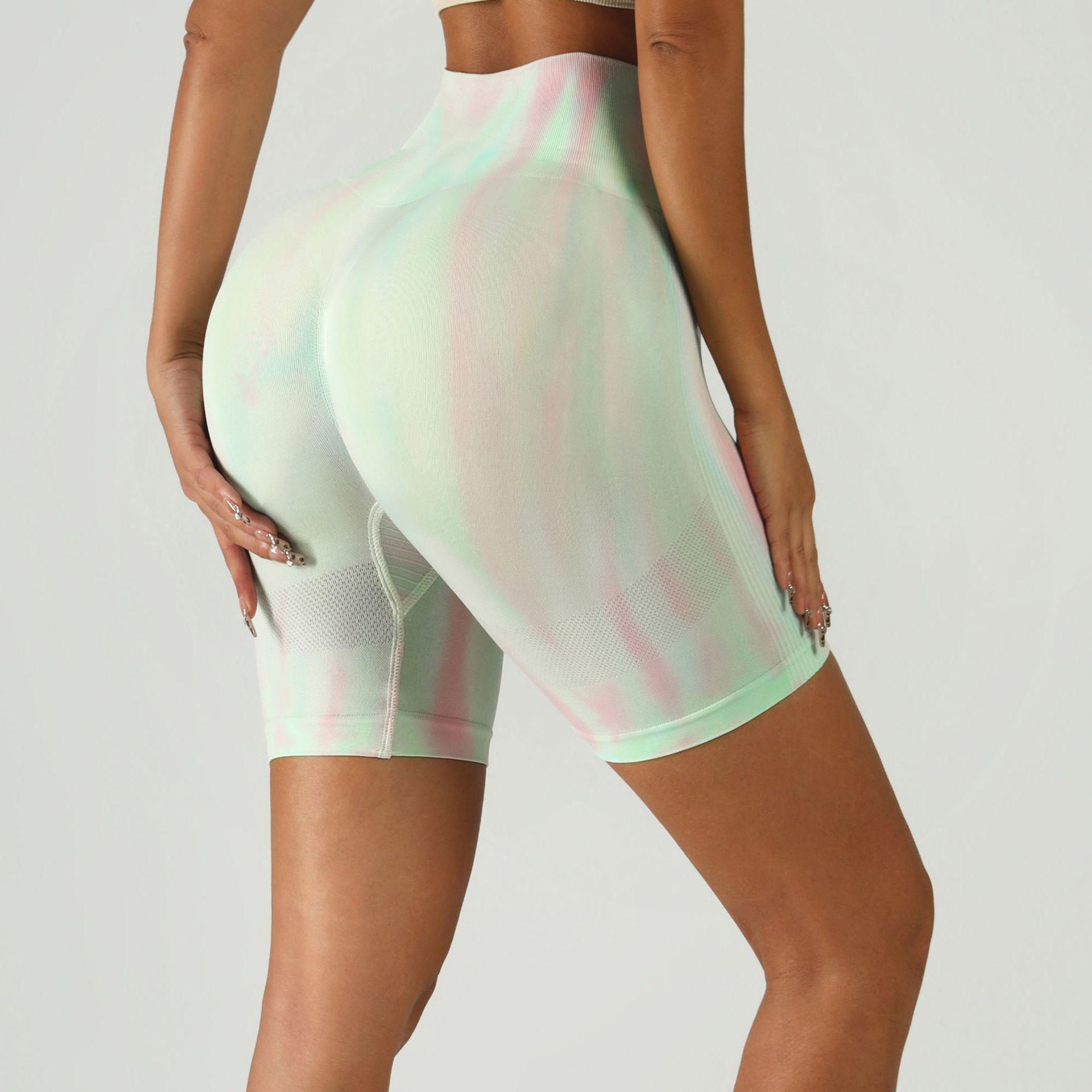 

Aurora Tie-Dye Seamless Yoga Shorts: Moisture-Wicking, Breathable, Slim-Fit, Peach Lift, Mid-Length. Extra Large