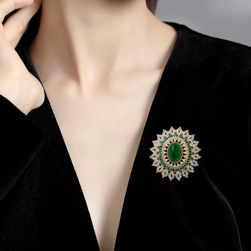 High-end Court-style Oval Brooch and Corsage, Luxurious and Elegant Brooch, Exquisite Suit Accessories