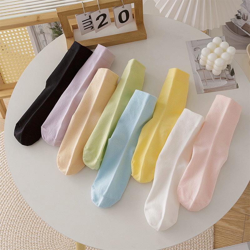 Women's Pure Cotton Macaron Socks - Soft, Mid-Calf, Loose-Fit for Maternity, Solid Colors, Perfect for Autumn and Spring.