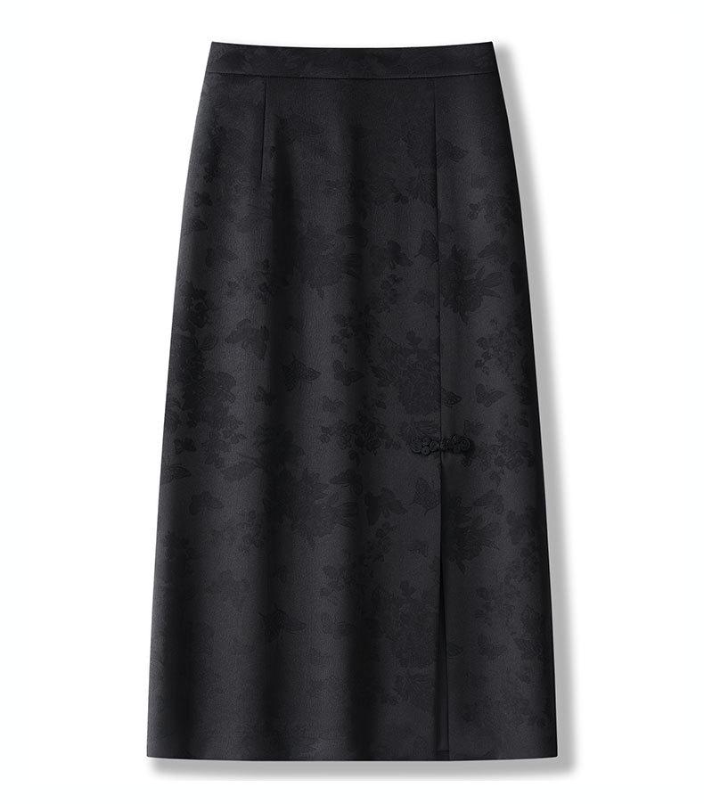 2026 New Chinese Style Embroidered Slit Midi Skirt for Women - Slimming, Hip-Hugging, Ideal for Spring and Autumn