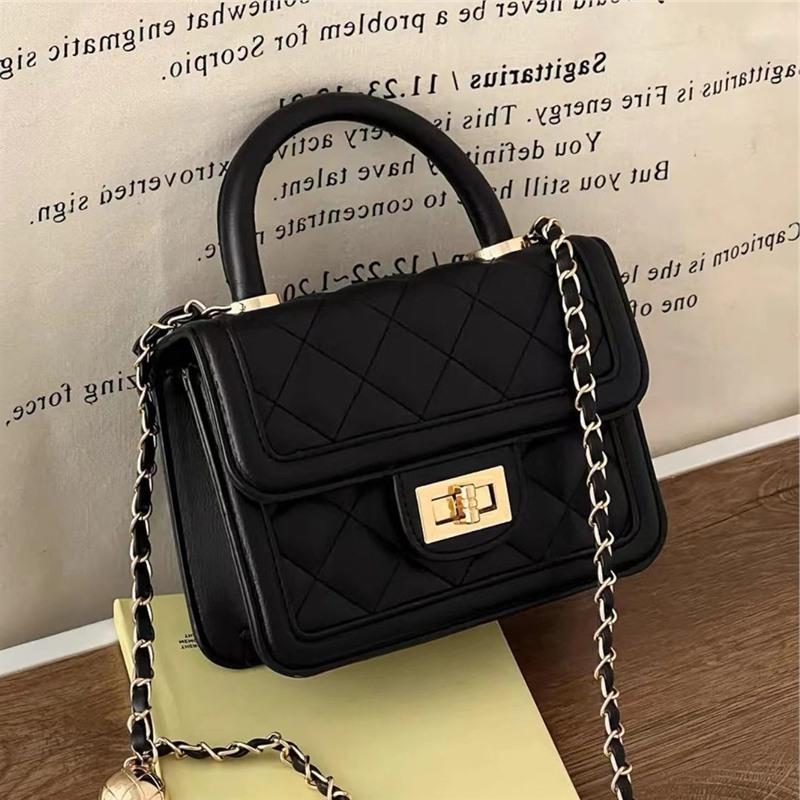 

Высококачественная сумка Xiaoxiangfeng 2024 года, новая модная универсальная сумка с цепочкой из бриллиантов, иностранная текстура, ретро-сумка-мессенджер чёрный
