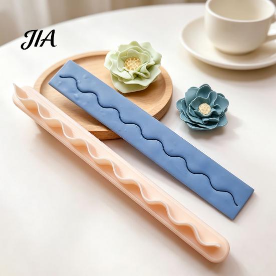 Clay Jewelry Making Supplies Polymer Petal Tool, Flower Line Cutter To Make 3D Stripe Tool Flowers, for Making, DIY Crafting Projects
