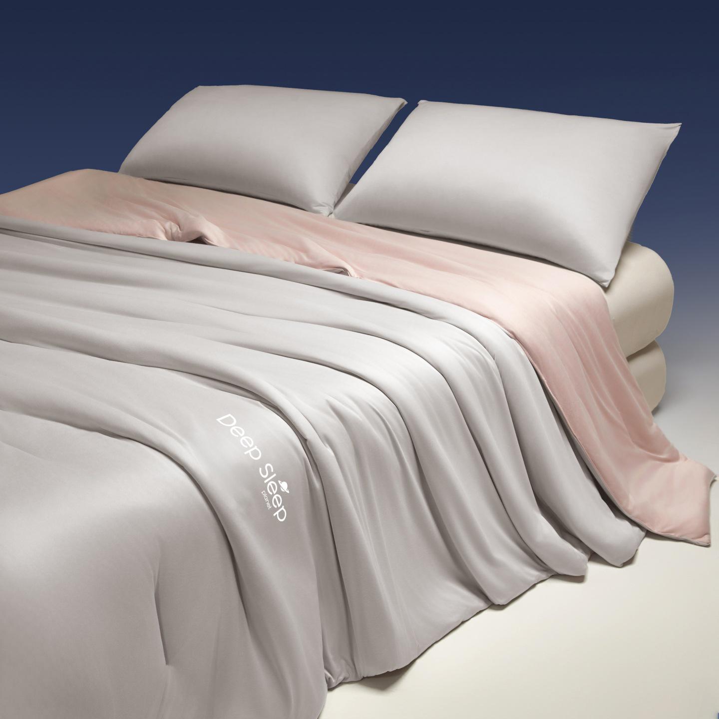 2026 Deep Sleep Temperature-Controlled Summer Cool Knit Quilt - Single/Double, Two-Tone, Lightweight for Air Conditioning 150x200 cm