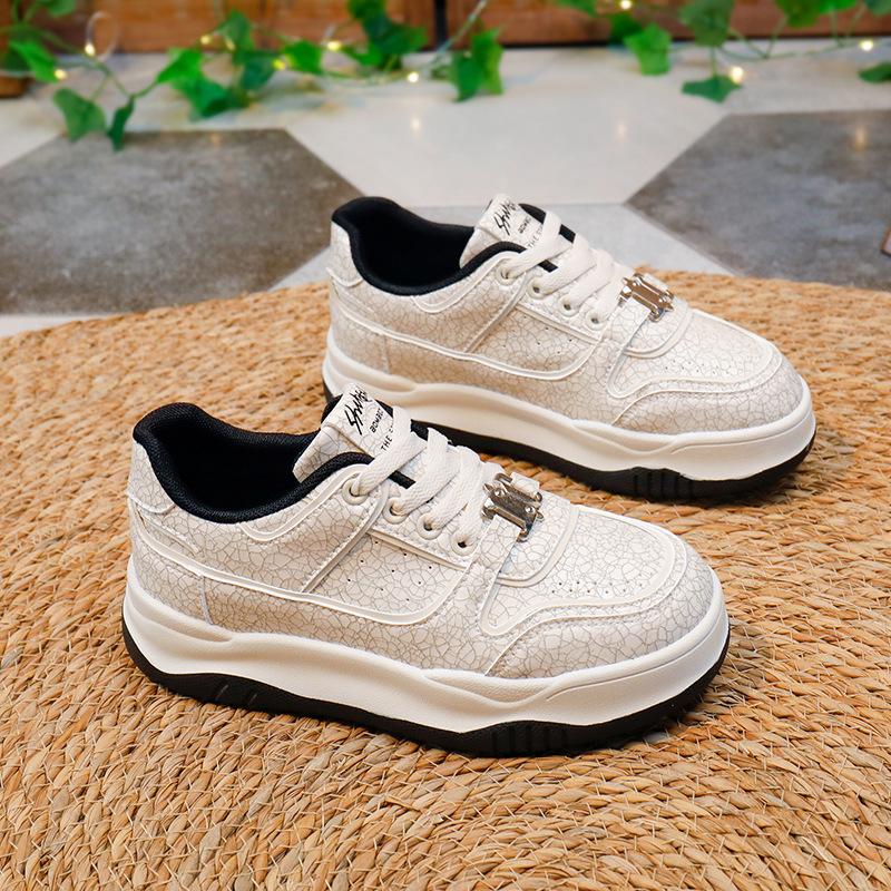 

Белые туфли модные осенние новые платформы, увеличивающие рост, дышащие повседневные туфли для студентов 35