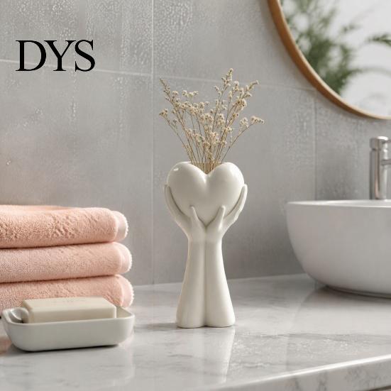 Matte PLA Floral Holder Hands Holding Heart Vase, 3D Printed Modern Flower Table Centerpiece Creative Vessel Artistic Vase for Dried And Artificial