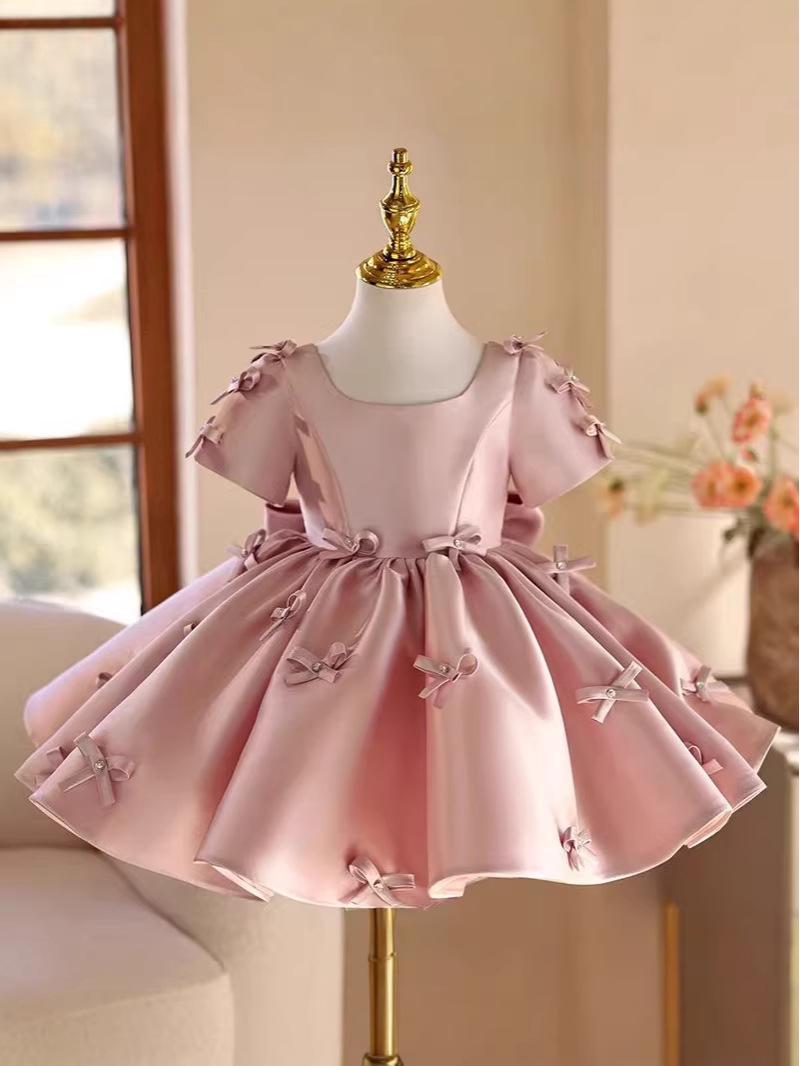 

Женская атласная плиссированная юбка Формальное платье с бантом и рукавами 3/4 Style 120