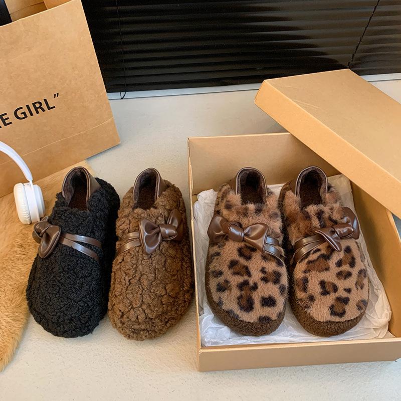 

Bow leopard print fluffy shoes for women outside 2024 autumn and winter, sweet and warm, one-pedal cotton shoes, velvet bean shoes 40 леопард друку кольору