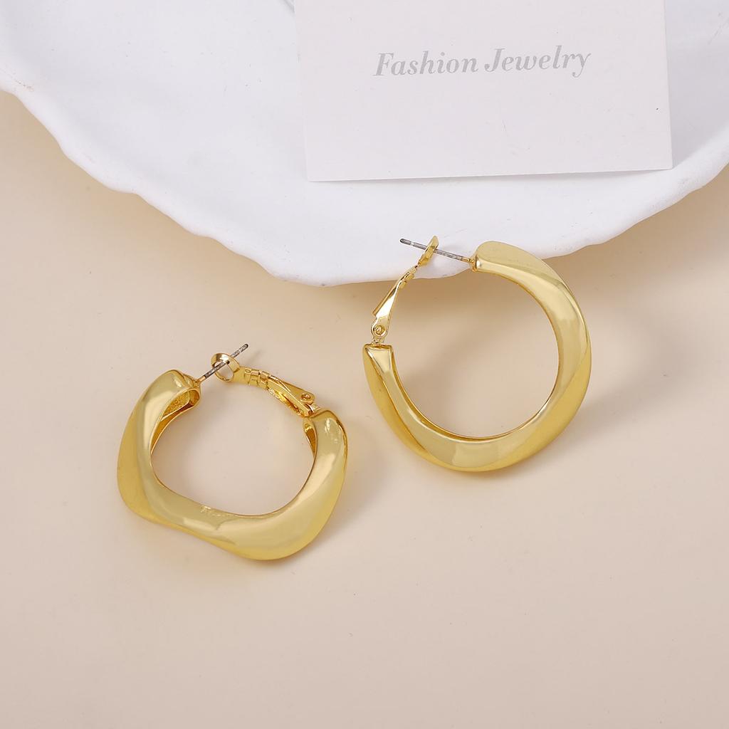 Fashion New Irregular Geometric Streamer Unique Design Ear Buckle Earrings Niche Light Luxury Earrings