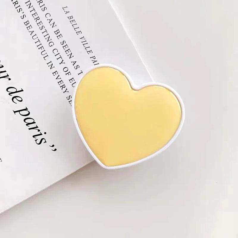 1116 Heart Shaped Phone Socket Holder Finger Grip Bracket Support Telephone for IPhone 11 11 11 Samsung Pocket Socket Stand