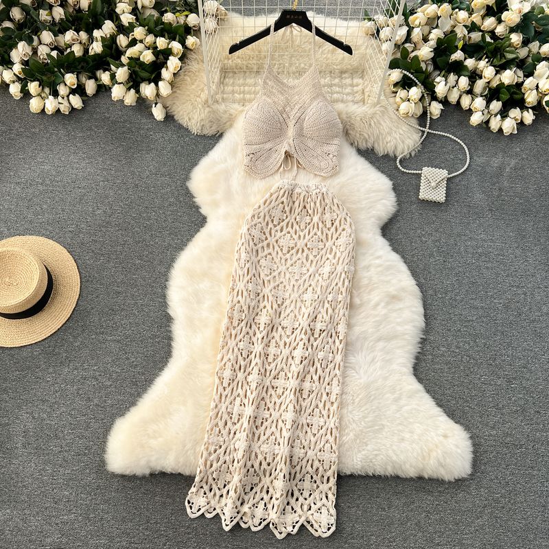 Bohemia Vacation Style Halter Spaghetti Straps Vest Sexy All-Matching Retro Crocheted Cut Out Skirt Two-piece Set Tide