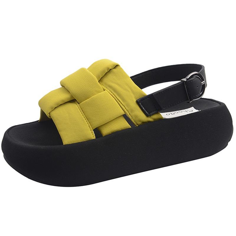 Retro niche woven muffin platform sandals women's new summer wear with skirt versatile casual sandals