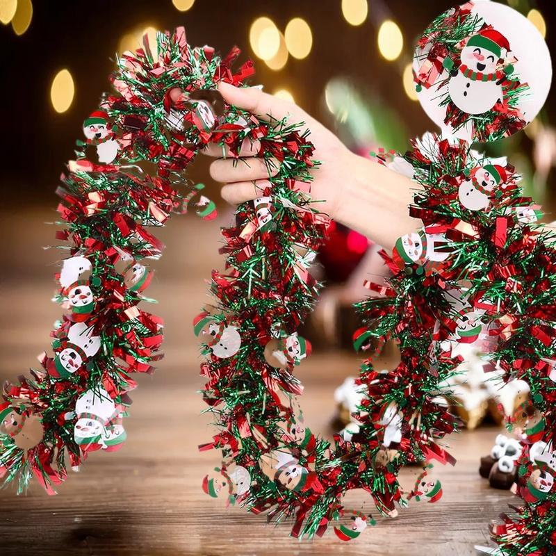 Ozdobte si svůj domácí bar 2metrovými girlandami se Santou letos o Vánocích