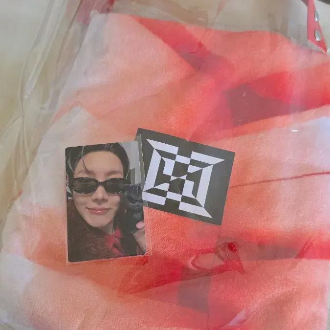 

Bts J-hope Concert Final Gift Photocard