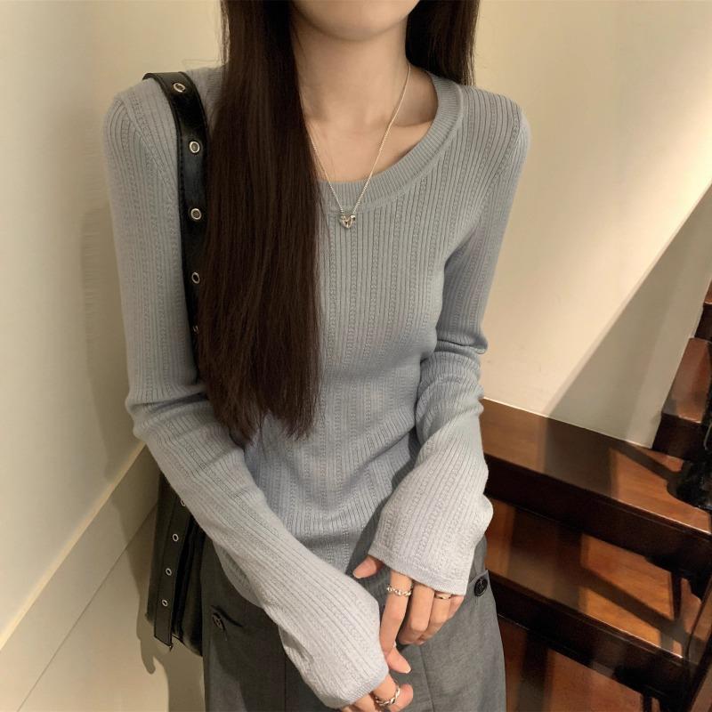 Slim temperament design sense pattern round neck long-sleeved sweater with women's autumn new pure desire top as a base