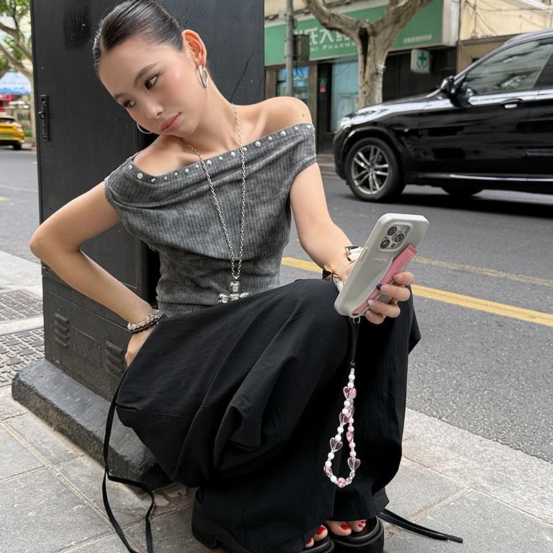 

Fashionable Street Casual Studded Off-Shoulder Top Vintage Washed Short Sleeve T-Shirt One Size сірий