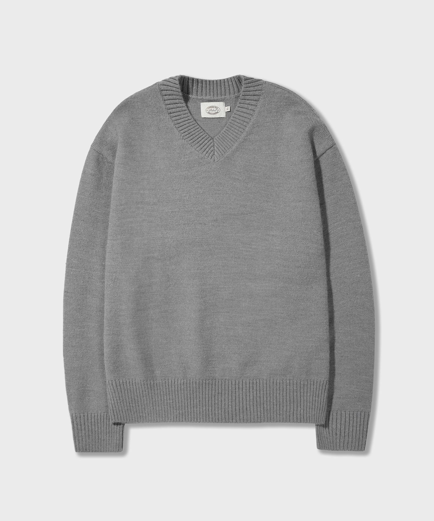Amphist Essential V-Neck Knit Gray Medium