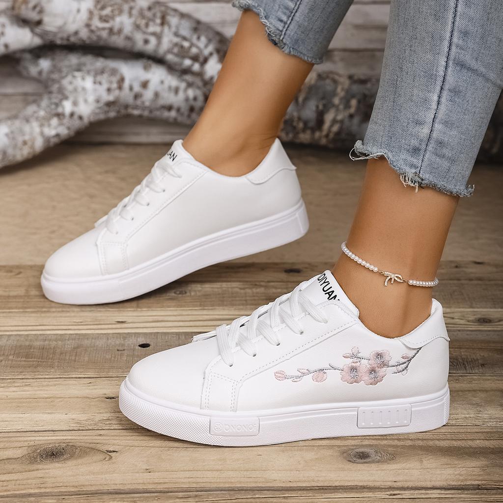 Spring and Autumn New Round Head Thick Sole Comfortable Casual Sports Shoes Fashion Lace-Tie Slightly Vulcanized Shoes Women